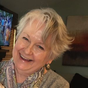 Meet your Posher, Sandy